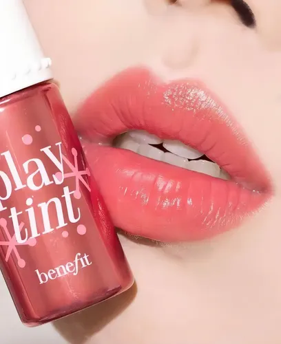 Labial Líquido Rosa Brillante Benefit Play Tint Larga Duración