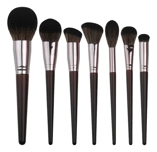 El Nuevo Conjunto De 12 Pinceles De Maquillaje De Alta Gama