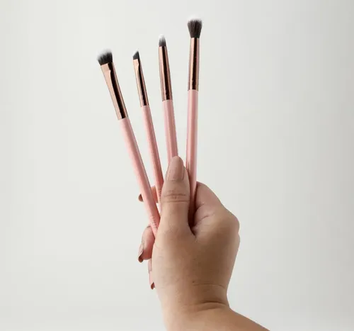 Brochas de Ojos Luxie Smokey Eye Set Rosa Pálido 4 Piezas Cerdas Sintéticas