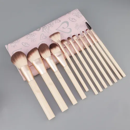 Set De 12 Brochas De Maquillaje Con Estuche Mariposa