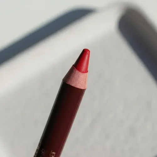 Lápiz labial retráctil Natura Una – Pro Red 1