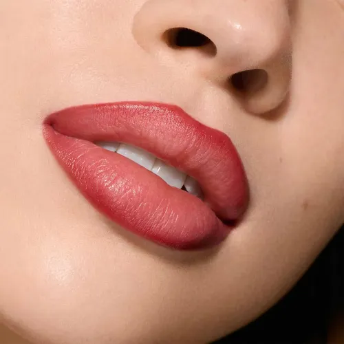 Lipglazer Glossy Liner Ribbon