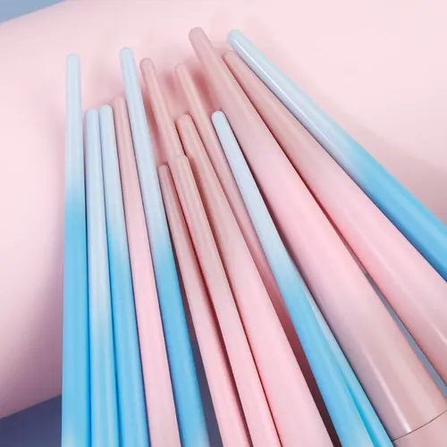 Set De 16 Brochas De Maquillaje Degradado Azul Y Rosa