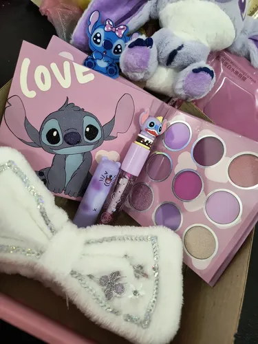Set De Stich Lila Con Paleta Mascarilla Peluche Vincha