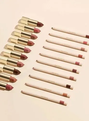 Rare Beauty Matte Lip Liner Tono Creative