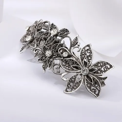 Pinza De Pelo Plateada Moderna Con Forma De Flor