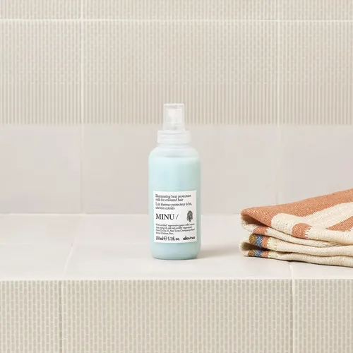 Leche Capilar Davines Minu 150 Ml Protector Térmico